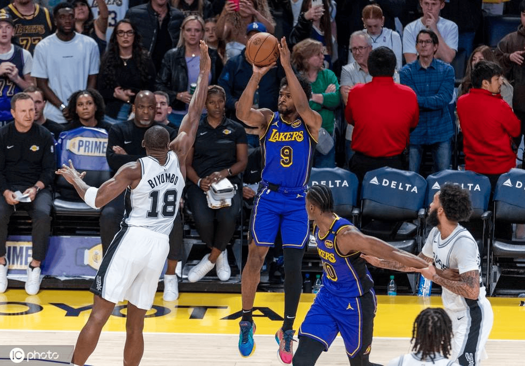 nba湖人Vs马刺(20201231湖人vs马刺)